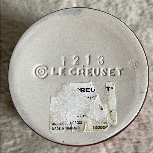 Le Creuset Butter Bell Crock - Picture 11 of 12